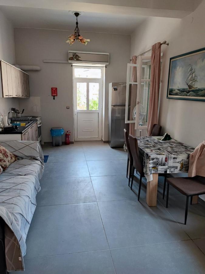 Ευχάριστο Σπίτι Στο Κέντρο Της Πόλης Του Ναυπλίου. Lejlighed Nafplio Eksteriør billede
